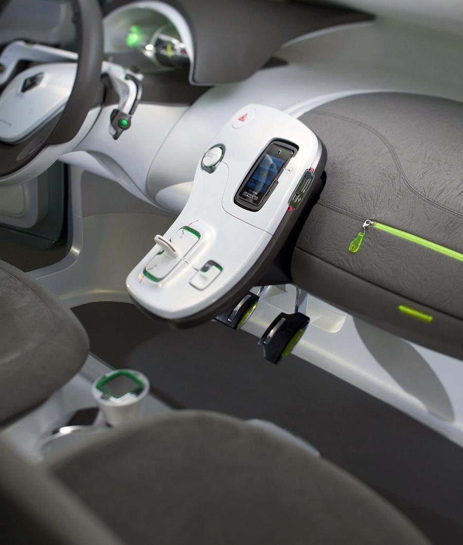  Renault Z.E. Concept 2008 года  (фото 4 из 90)